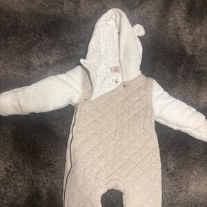 Baby bunting suit
